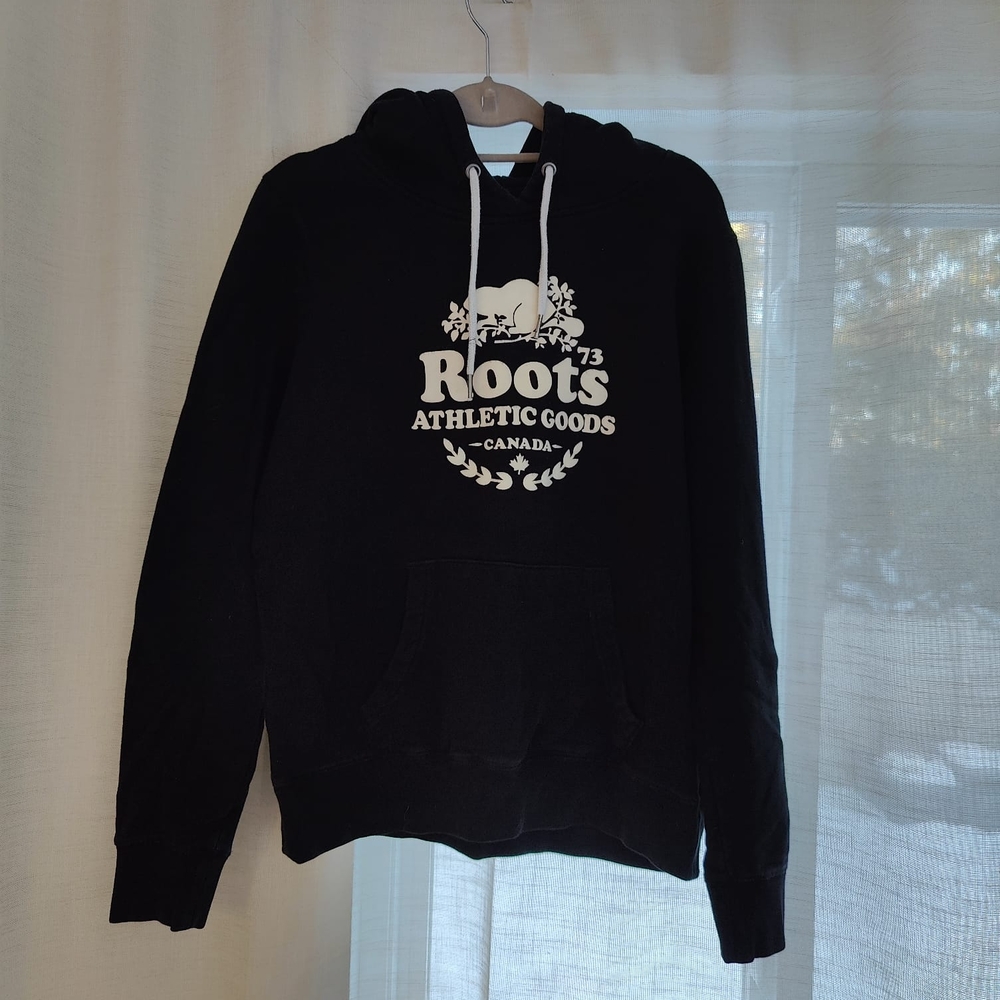 Roots Black Graphic Hoodie Sweater